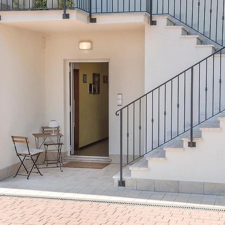 אנקונה A11 - Varano, Delizioso Trilocale Con Giardino מראה חיצוני תמונה